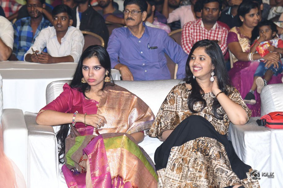 Vunnadhi-Okate-Zindagi-Movie-Audio-Launch